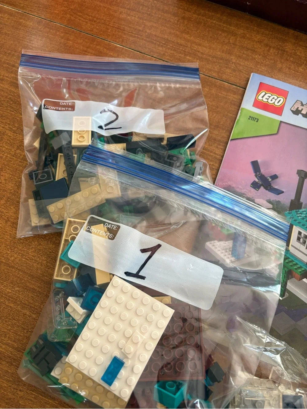 Lego Minecraft Retired 21173 The Sky Tower